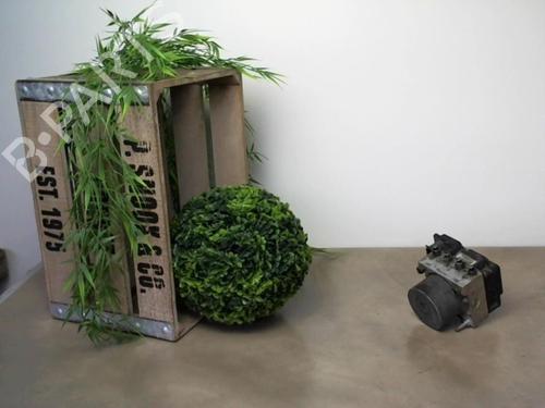 Used ABS pump ABS pump RENAULT MODUS / GRAND MODUS (F/JP0_) 1.5 dCi (FP0E, JP0E) (65 hp) 24023058 24023058