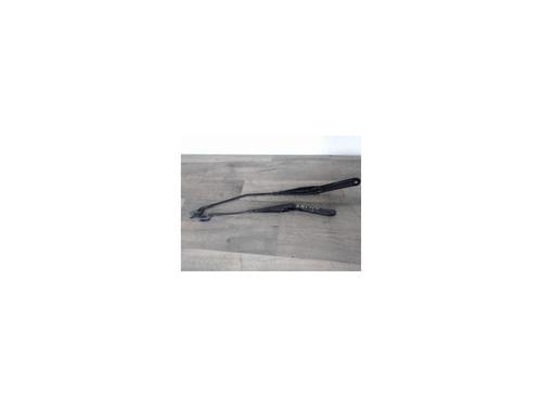 Used Front windshield wiper arm FORD FIESTA VI (CB1, CCN) 1.4 TDCi (70 hp) 27346351