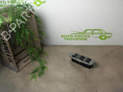 Used Switch NISSAN ALMERA TINO (V10) 2.2 dCi (115 hp) 24027471