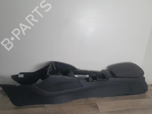 Midtkonsoll AUDI A3 Sportback (8VA, 8VF) 1.6 TDI (115 hp) 31252076