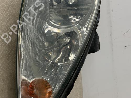Used Right headlight FORD FOCUS I Turnier (DNW) 1.8 Turbo DI / TDDi (90 hp) 25619569