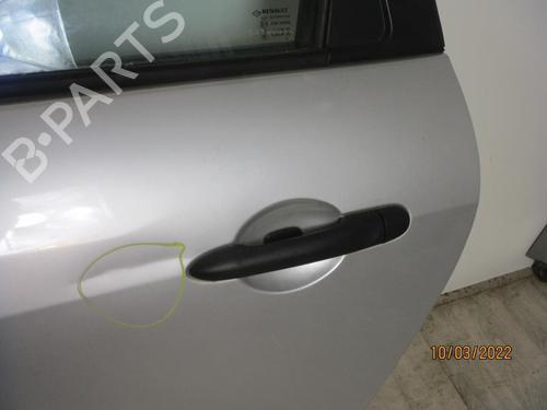 Used Left rear door RENAULT SCÉNIC III (JZ0/1_) 1.5 dCi (86 hp) 24024616