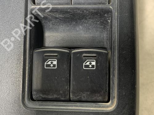 Left front window switch SUBARU FORESTER (SJ_) 2.0 i AWD (SJ5) | BP30807544I27