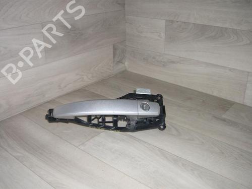 Used Front left exterior door handle OPEL ZAFIRA / ZAFIRA FAMILY B (A05) 1.9 CDTI (M75) (100 hp) 24023685