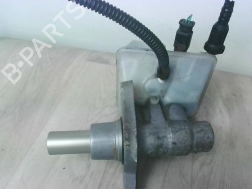 Brake master cylinder PEUGEOT 5008 (0U_, 0E_) 1.6 HDi | BP24023250M77 