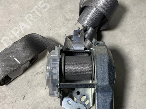 front-right-seatbelt-kia-carens-iii-mpv-un-2006-2007-2008-2009-2010-2011-2012-2013-30807937 main image