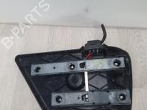 Luce targa MERCEDES-BENZ 124 Saloon (W124) 300 D (124.130) (113 hp) 30806112