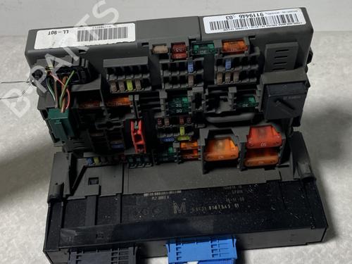 Used Fuse box BMW 3 (E90) 320 d xDrive (177 hp) 29726557