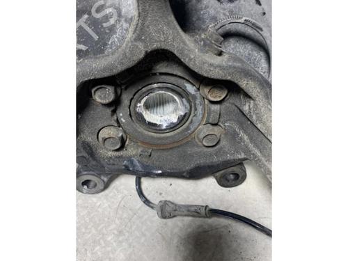 Left front steering knuckle RENAULT KOLEOS I (HY_) 2.0 dCi (HY0K) | BP30807933M25