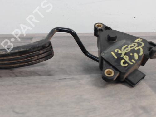 pedal-renault-clio-iii-grandtour-kr01_-2007-25619759 main image