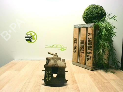 Used Right front brake caliper VW GOLF V (1K1) 1.4 16V (75 hp) 25994812