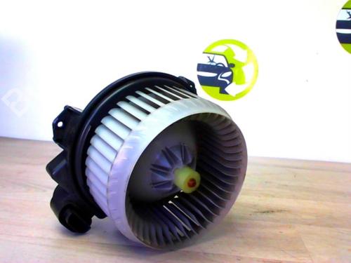 Heater blower motor TOYOTA YARIS (_P9_) 1.3 VVT-i (SCP90_, SCP90R) | BP24022298M62