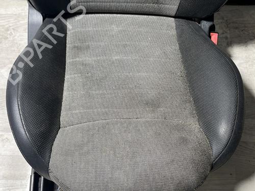 Right front seat FIAT 500 C (312_) 1.4 (312CXC1B, 312AXC1B) | BP32113931C16