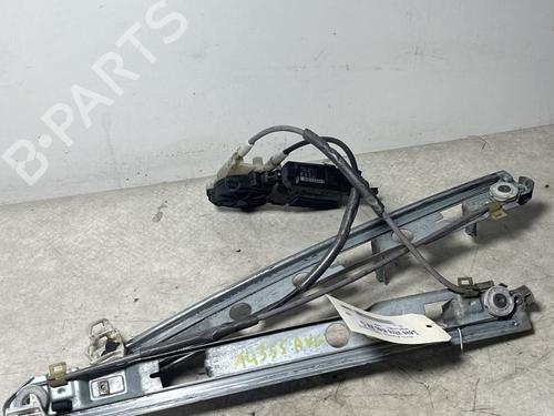 Used Front left window mechanism Front left window mechanism RENAULT MEGANE II (BM0/1_, CM0/1_) 1.5 dCi (BM1F, CM1F) (86 hp) 33466708 33466708