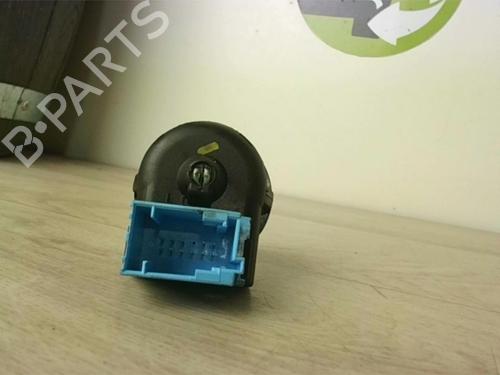 Switch PEUGEOT 1007 (KM_) 1.4 HDi | BP24022521I30