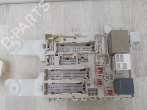 Fuse box TOYOTA RAV 4 III (_A3_) 2.2 D 4WD (ALA30_, ALA30R) | BP28166764E1 
