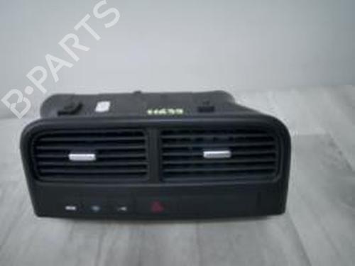 Used Air vent FIAT GRANDE PUNTO (199_) 1.3 D Multijet (75 hp) 25618516