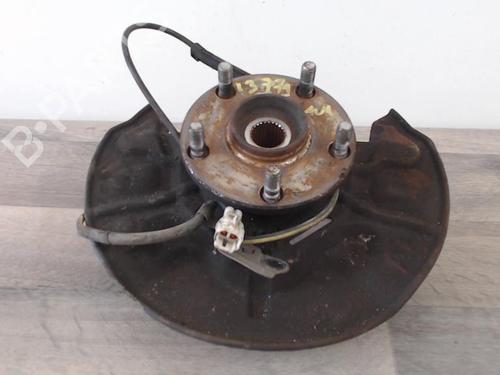 Used Right front steering knuckle TOYOTA COROLLA Verso (ZER_, ZZE12_, R1_) 2.0 D-4D (CUR10_, CUR10R) (116 hp) 32502982