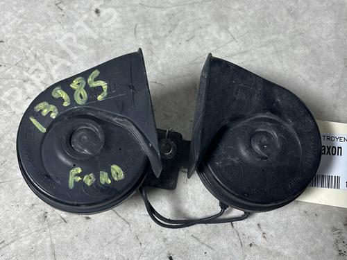 horn-ford-focus-ii-da_-hcp-dp-2004-2005-2006-2007-2008-2009-2010-2011-2012-2013-31761269 main image