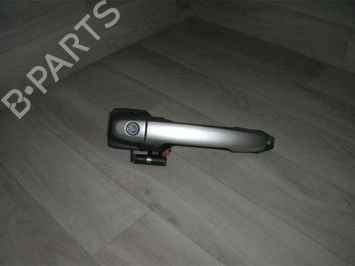 Used Front left exterior door handle TOYOTA COROLLA Verso (_E12_) 2.0 D-4D (CDE120_, CDE120R) (90 hp) 24021412