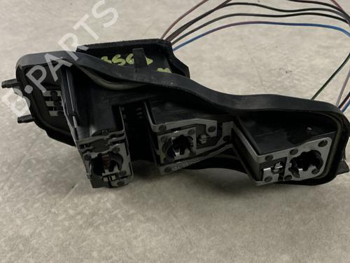 Used Licence plate light Licence plate light RENAULT SCÉNIC II (JM0/1_) 1.5 dCi (JM1E, JM16) (106 hp) 25619547 25619547