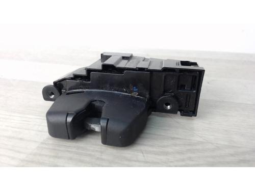 Tailgate lock PEUGEOT 308 I (4A_, 4C_) 1.6 HDi | BP24026356C101