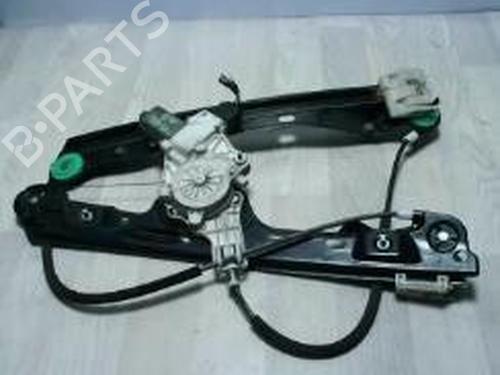 Rudehejsemekanisme Højre foran BMW 1 (E87) 118 d (122 hp) 25930577
