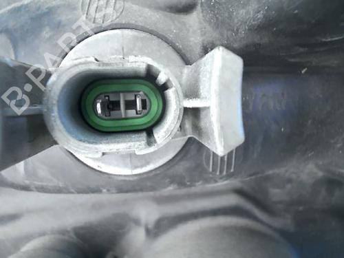 Right headlight RENAULT SCÉNIC I MPV (JA0/1_, FA0_) 1.9 dCi RX4 | BP24023572C29