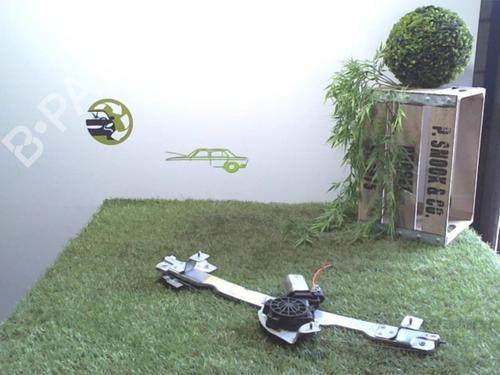 Used Front right window mechanism DACIA SANDERO 1.5 dCi (75 hp) 24022875