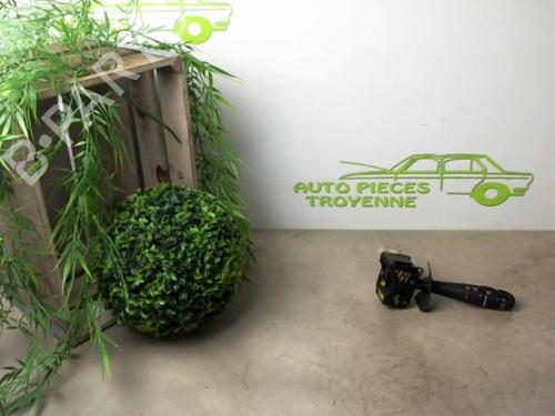 Used Switch RENAULT SCÉNIC I MPV (JA0/1_, FA0_) 1.9 dCi (JA05, JA1F) (102 hp) 24027520