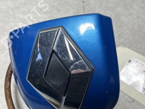 Used Tailgate handle RENAULT CLIO II (BB_, CB_) 1.4 16V (B/CB0P, BB13) (98 hp) 31660936