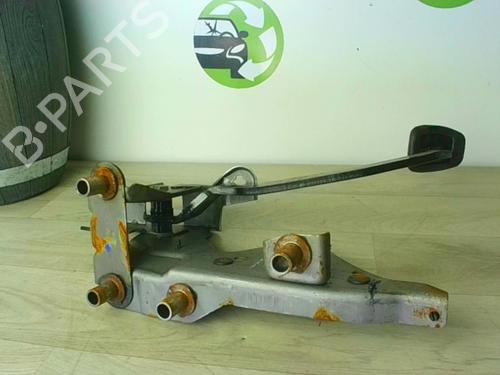 Used Break pedal RENAULT CLIO III (BR0/1, CR0/1) 1.5 dCi (C/BR0G, C/BR1G) (68 hp) 23981249
