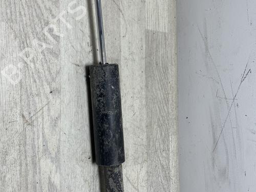 Used Left rear shock absorber FORD FIESTA V (JH_, JD_) 1.4 TDCi (68 hp) 25702278