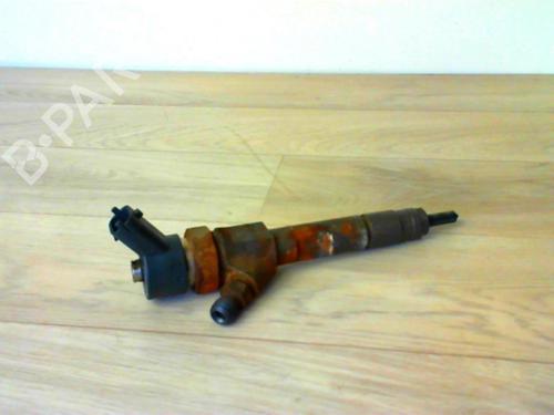 Used Injector RENAULT SCÉNIC II (JM0/1_) 1.9 dCi (JM0G, JM12, JM1G, JM2C) (120 hp) 24023453