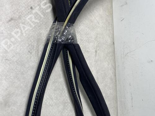 rubber-door-seal-mercedes-benz-s-class-w220-v220-1998-1999-2000-2001-2002-2003-2004-2005-30705349 main image