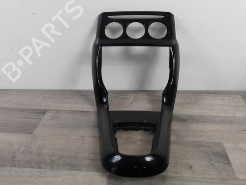 Mittelkonsole CITROËN C3 II (SC_) 1.4 HDi 70 (SC8HZC, SC8HR0, SC8HP4) (68 hp) 31252094