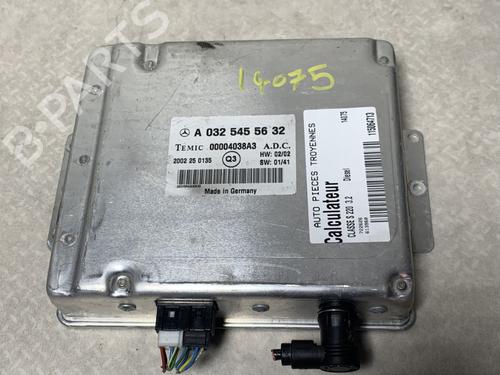 Used Control unit Control unit MERCEDES-BENZ S-CLASS (W220, V220) S 320 CDI (220.026, 220.126) (197 hp) 30807618 30807618