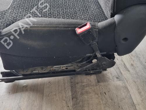Right front seat CITROËN C3 II (SC_) 1.4 HDi 70 (SC8HZC, SC8HR0, SC8HP4) | BP36458819C16  - Image 8