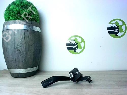 Used Switch VW GOLF V (1K1) 1.4 16V (75 hp) 26225816