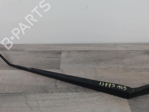 Used Front windshield wiper arm Front windshield wiper arm TOYOTA COROLLA Verso (ZER_, ZZE12_, R1_) 2.0 D-4D (CUR10_, CUR10R) (116 hp) 24132475 24132475
