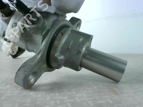 Brake master cylinder CITROËN C4 I (LC_) 2.0 16V | BP24026627M77