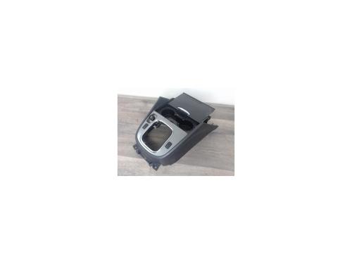 Used Cup/Object holder SUZUKI GRAND VITARA I (FT, HT) 2.0 HDI 110 16V 4x4 (SQ420D, TD83V, JA420WD) (109 hp) 26577444