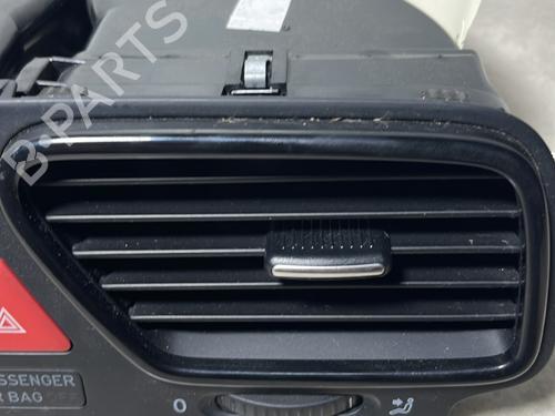 Air vent VW SCIROCCO III (137, 138) 2.0 TDI | BP31085535I21