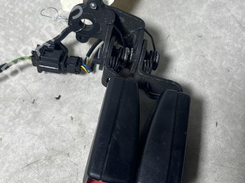 Used Seat buckle Seat buckle AUDI A3 (8V1, 8VK) 2.0 TDI (150 hp) 33337426 33337426