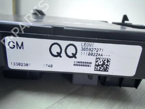 Fuse box OPEL ASTRA J (P10) 2.0 CDTI (68) | BP24025409E1