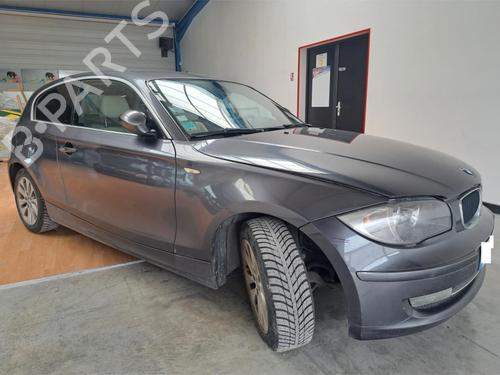 Used Front wiper motor BMW 1 (E81) 118 d (143 hp) 24026599