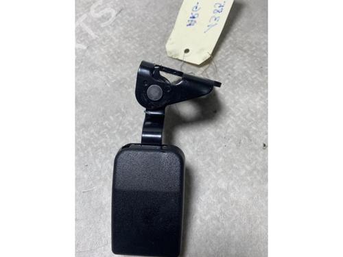 Seat buckle PEUGEOT 308 I (4A_, 4C_) 1.6 HDi | BP24433663I32 