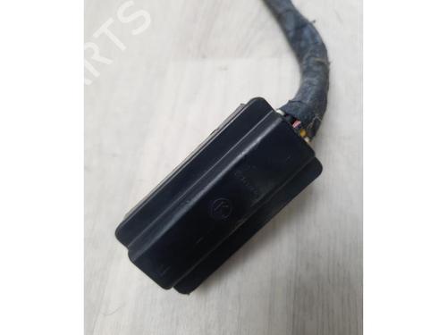 Switch MERCEDES-BENZ 124 Saloon (W124) 300 D (124.130) | BP27615192I30