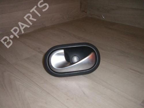 Used Front left interior door handle RENAULT MEGANE II (BM0/1_, CM0/1_) 1.5 dCi (BM1E, CM1E) (106 hp) 24021285