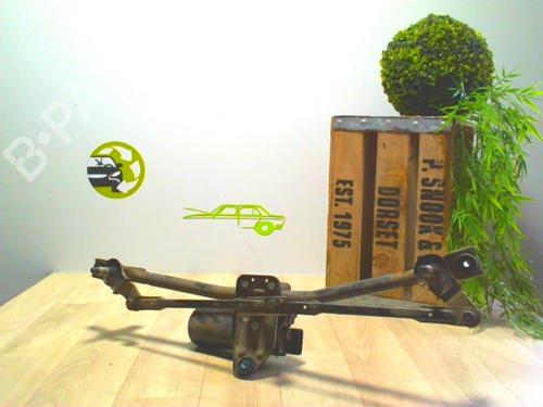 Used Front wiper motor HYUNDAI i30 Estate (FD) 1.6 CRDi (90 hp) 24024382